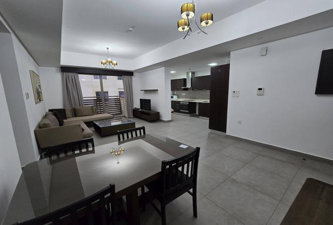 952562 - Property Image 2