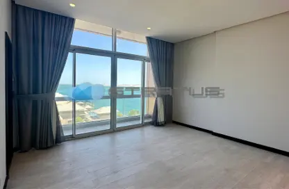 Apartment - 3 Bedrooms - 5 Bathrooms for rent in Reef Island - Capital Governorate Apartment - 3 Bedrooms - 5 Bathrooms for rent in Reef Island - Capital Governorate