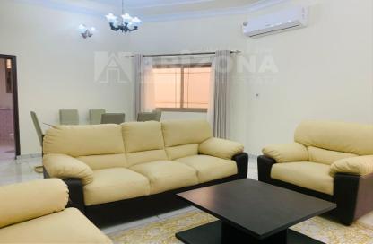 Apartment - 2 Bedrooms - 2 Bathrooms for rent in Mahooz - Manama - Capital Governorate
