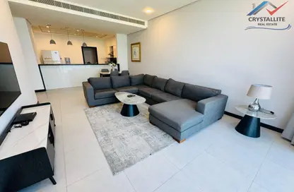 Apartment - 2 Bedrooms - 3 Bathrooms for rent in Reef Island - Capital Governorate