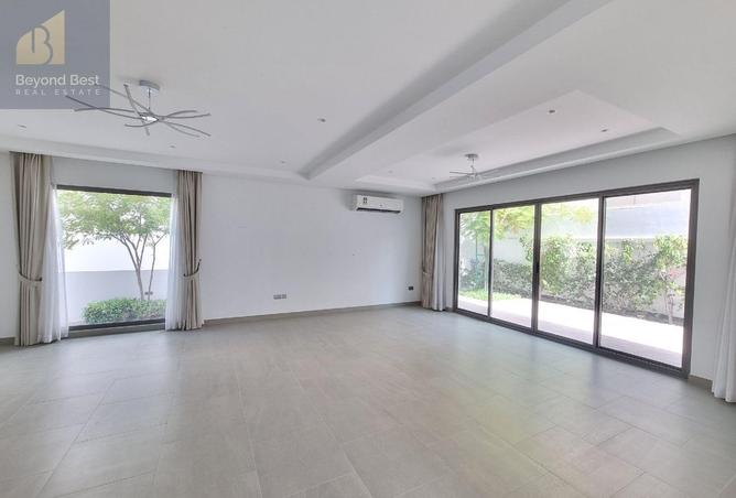 973817 - Property Image 2