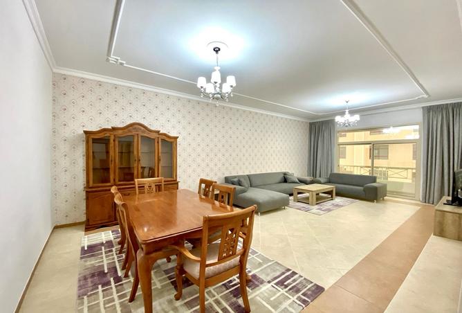 975258 - Property Image 2