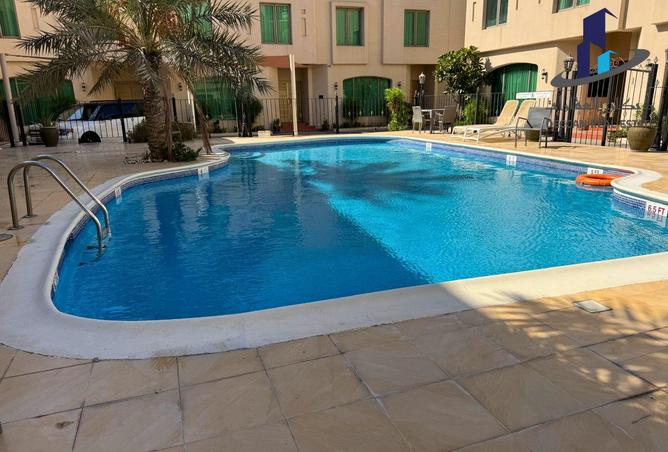 976125 - Property Image 2