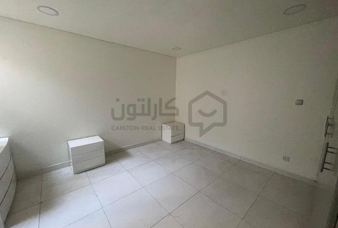 945461 - Property Image 3