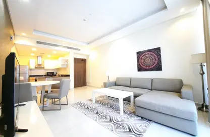 Apartment - 1 Bedroom - 2 Bathrooms for rent in Al Juffair - Capital Governorate