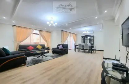 Apartment - 2 Bedrooms - 3 Bathrooms for rent in Exhibition Road - Hoora - Capital Governorate
