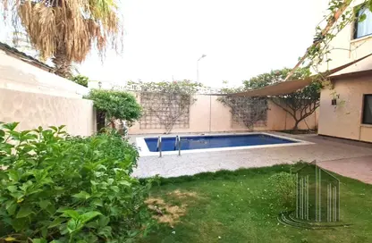 Villa - 4 Bedrooms - 5 Bathrooms for sale in Saar - Northern Governorate