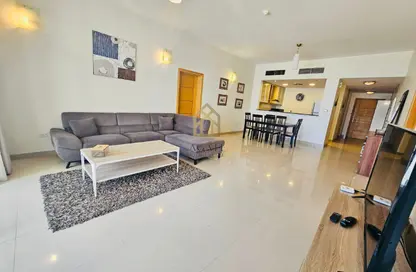 Apartment - 2 Bedrooms - 2 Bathrooms for rent in Amwaj Avenue - Amwaj Islands - Muharraq Governorate