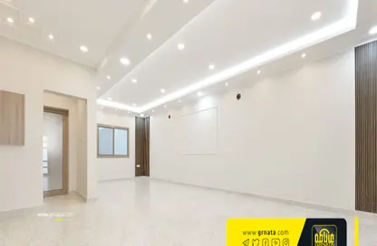Empty Room image for: Villa - 4 Bedrooms - 5 Bathrooms for sale in Jidhafs - Northern Governorate, Image 1