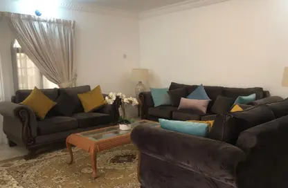 فيلا - 3 غرف نوم - 3 حمامات للايجار في الجفير - محافظة العاصمة