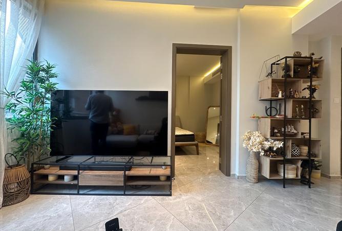 960410 - Property Image 3