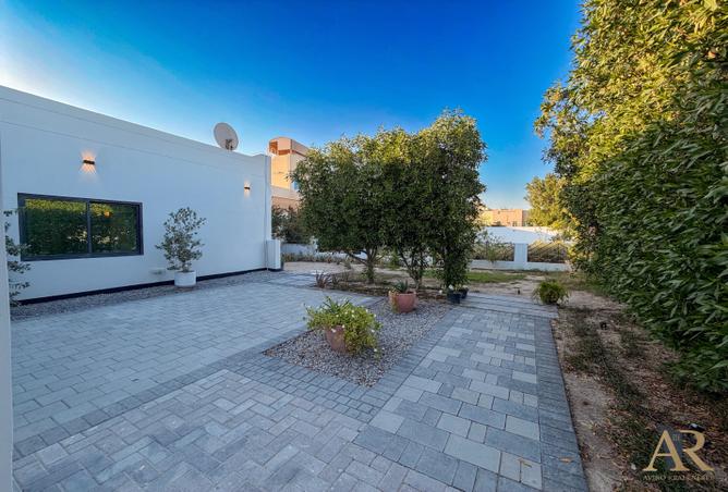 974576 - Property Image 3