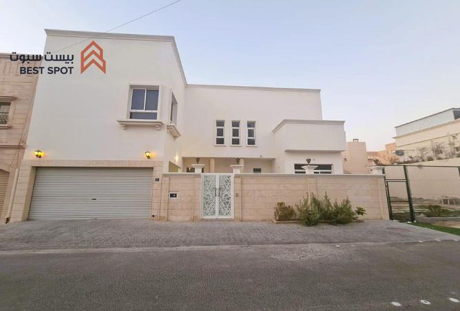 988313 - Property Main Image