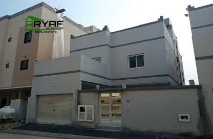 Villa - 5 Bedrooms - 4 Bathrooms for sale in Sanad - Central Governorate