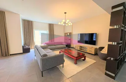 Apartment - 2 Bedrooms - 3 Bathrooms for rent in Al Juffair - Capital Governorate