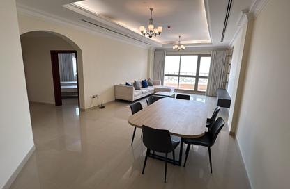 Apartment - 2 Bedrooms - 3 Bathrooms for rent in Manama Souq - Manama - Capital Governorate