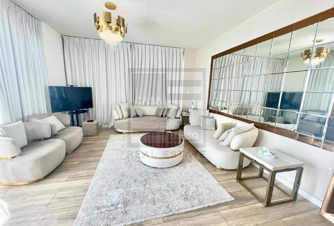 988276 - Property Image 2