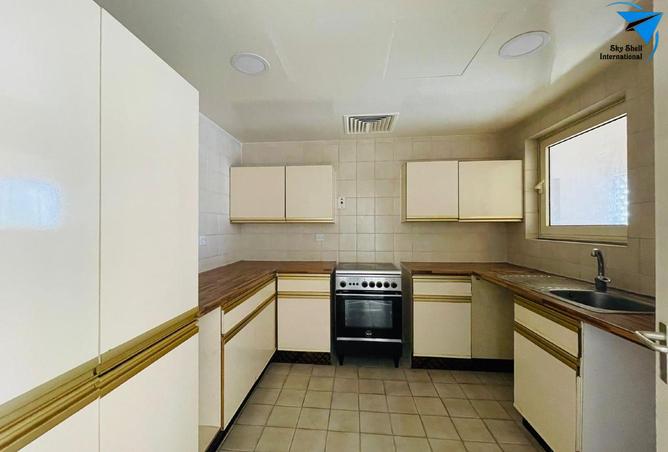 987140 - Property Image 2