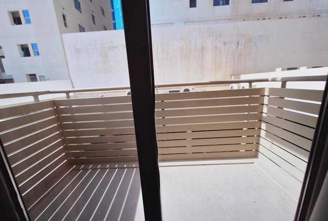 957450 - Property Image 3