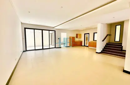 Villa - 5 Bedrooms - 6 Bathrooms for sale in Al Noor - Diyar Al Muharraq - Muharraq Governorate
