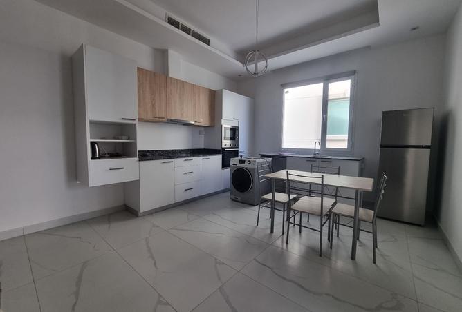 957639 - Property Image 3