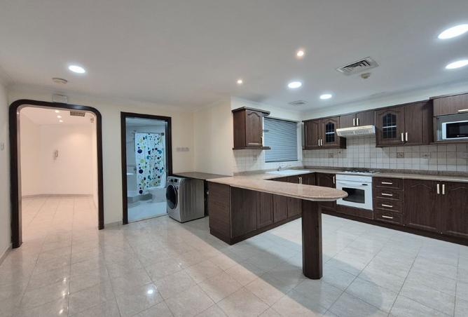 975959 - Property Image 2