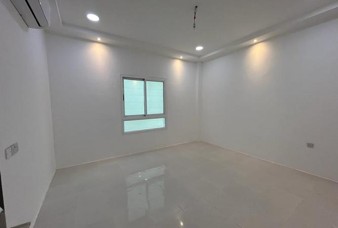 970404 - Property Image 3