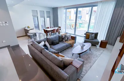 فيلا - 4 غرف نوم - 6 حمامات للايجار في النسيم - ديار المحرق - المحرق