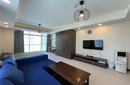 Apartment - Studio - 1 Bathroom for rent in Busaiteen - Muharraq Governorate