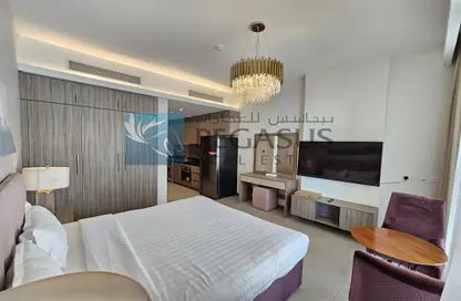Room / Bedroom image for: Apartment - Studio - 1 Bathroom for rent in Al Juffair - Capital Governorate, Image 1