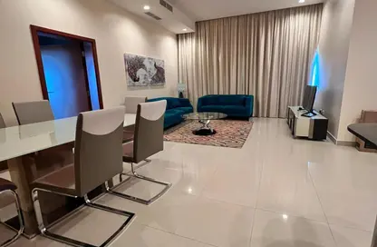 صورة لـ غرفة المعيشة / غرفة الطعام شقة - 2 غرف نوم - 2 حمامات للايجار في الماحوز - المنامة - محافظة العاصمة ، صورة رقم 1