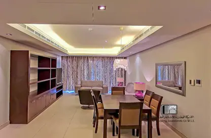 Dining Room image for: Apartment - 2 Bedrooms - 2 Bathrooms for rent in Amwaj Avenue - Amwaj Islands - Muharraq Governorate, Image 1