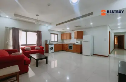 Apartment - 2 Bedrooms - 3 Bathrooms for rent in Zinj - Manama - Capital Governorate