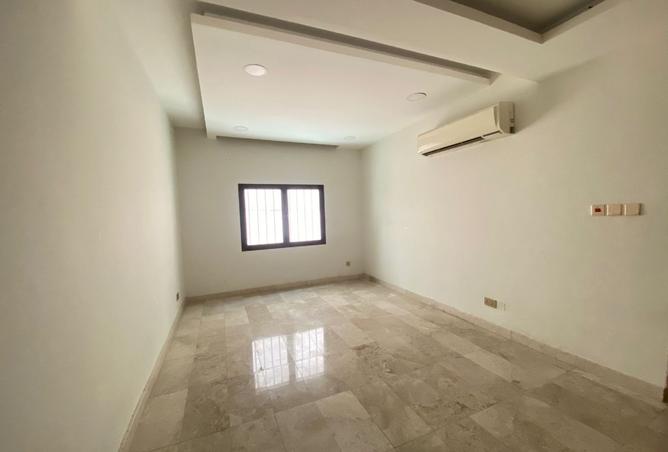 974836 - Property Main Image