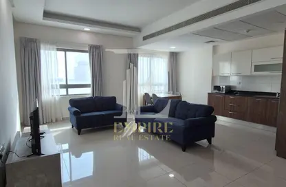 Apartment - 2 Bedrooms - 2 Bathrooms for rent in Sanabis - Manama - Capital Governorate