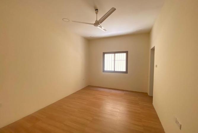 958332 - Property Image 2