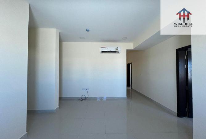 974083 - Property Image 2