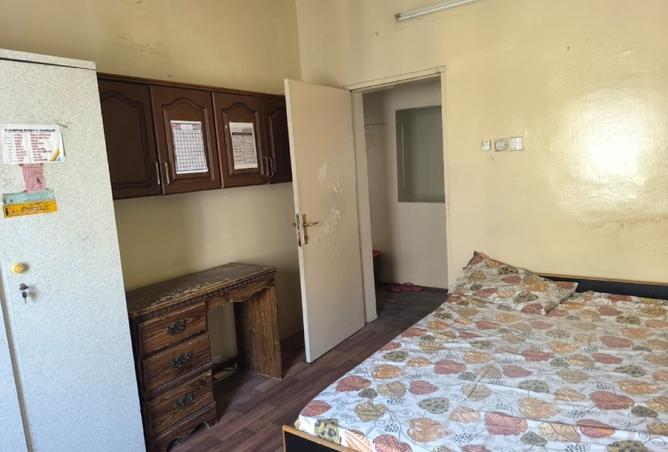 953588 - Property Image 2