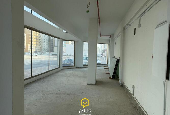 984833 - Property Image 2