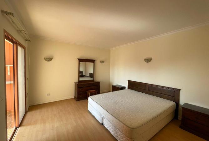 984939 - Property Image 3