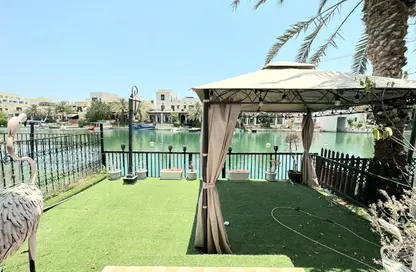 فيلا - 2 غرف نوم - 3 حمامات للايجار في مدينة المرسى - أمواج - المحرق