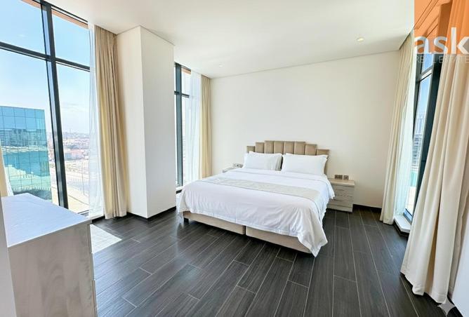 985489 - Property Image 3