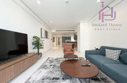 Apartment - 2 Bedrooms - 4 Bathrooms for rent in Al Juffair - Capital Governorate