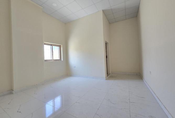 992666 - Property Image 3