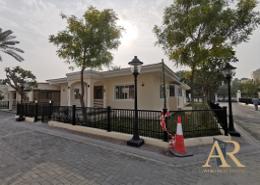 فيلا - 4 غرف نوم - 5 حمامات للكراء في السلمانية - المنامة - محافظة العاصمة