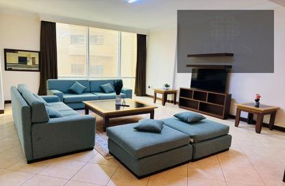 Apartment - 2 Bedrooms - 3 Bathrooms for rent in Al Juffair - Capital Governorate