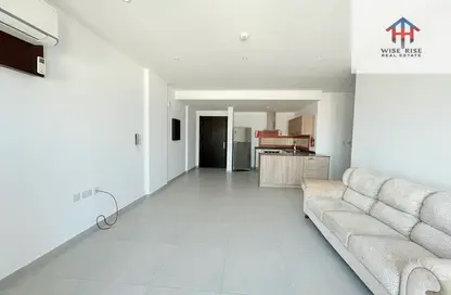 Apartment - 1 Bedroom - 1 Bathroom for rent in Al Burhama - Manama - Capital Governorate