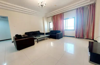 Apartment - 2 Bedrooms - 2 Bathrooms for rent in Al Juffair - Capital Governorate