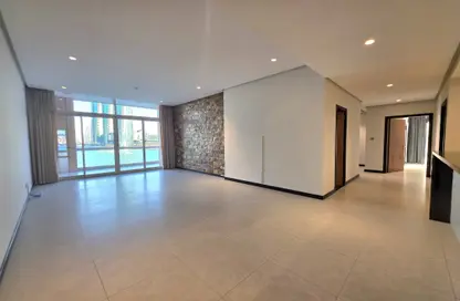 Apartment - 3 Bedrooms - 4 Bathrooms for rent in Reef Island - Capital Governorate