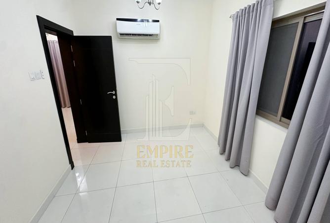 971115 - Property Image 2